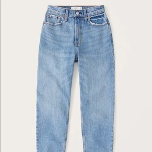 Abercrombie 80s mom jeans